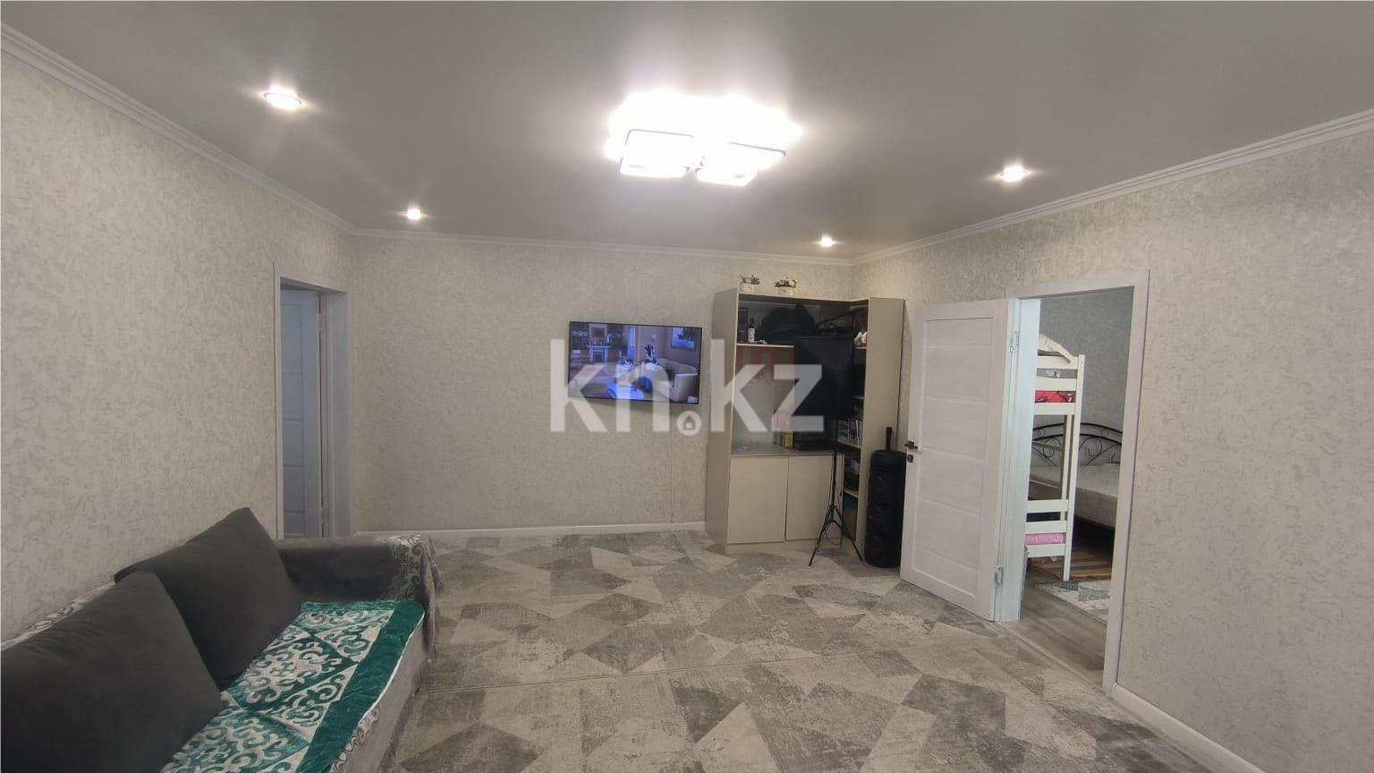 Продажа 2-комнатной квартиры, 74 м², ул. Ермекова - Продажа  двухкомнатных квартир в Караганде фото 3 из 17