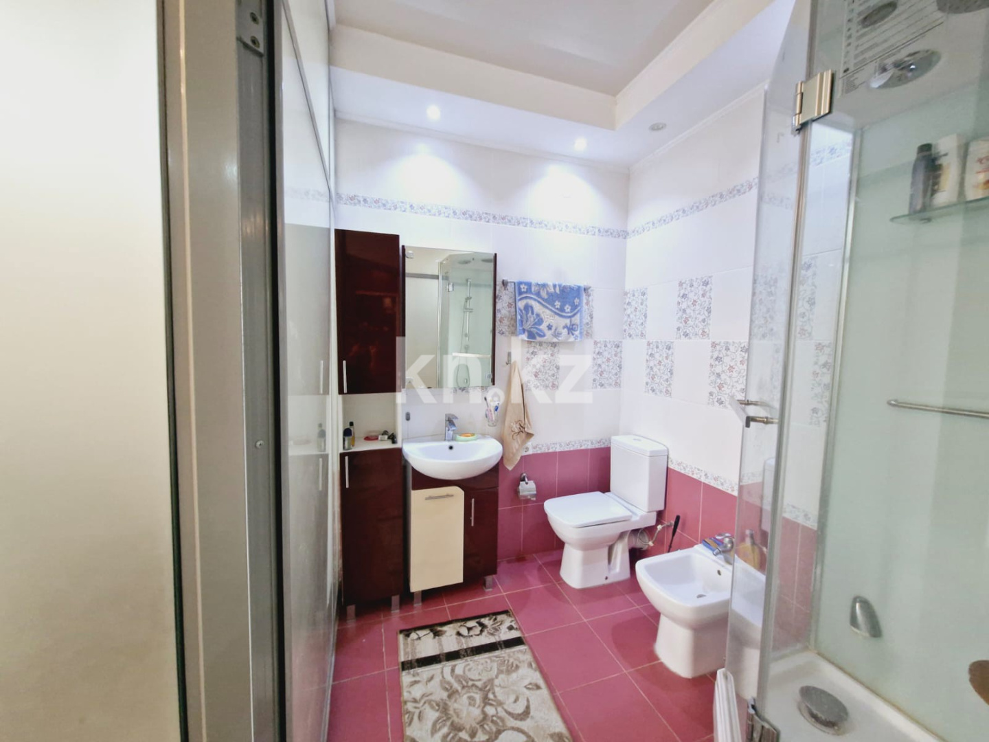 Продажа 5-комнатной квартиры, 197.7 м² - Недвижимость в Костанае фото 4 из 20