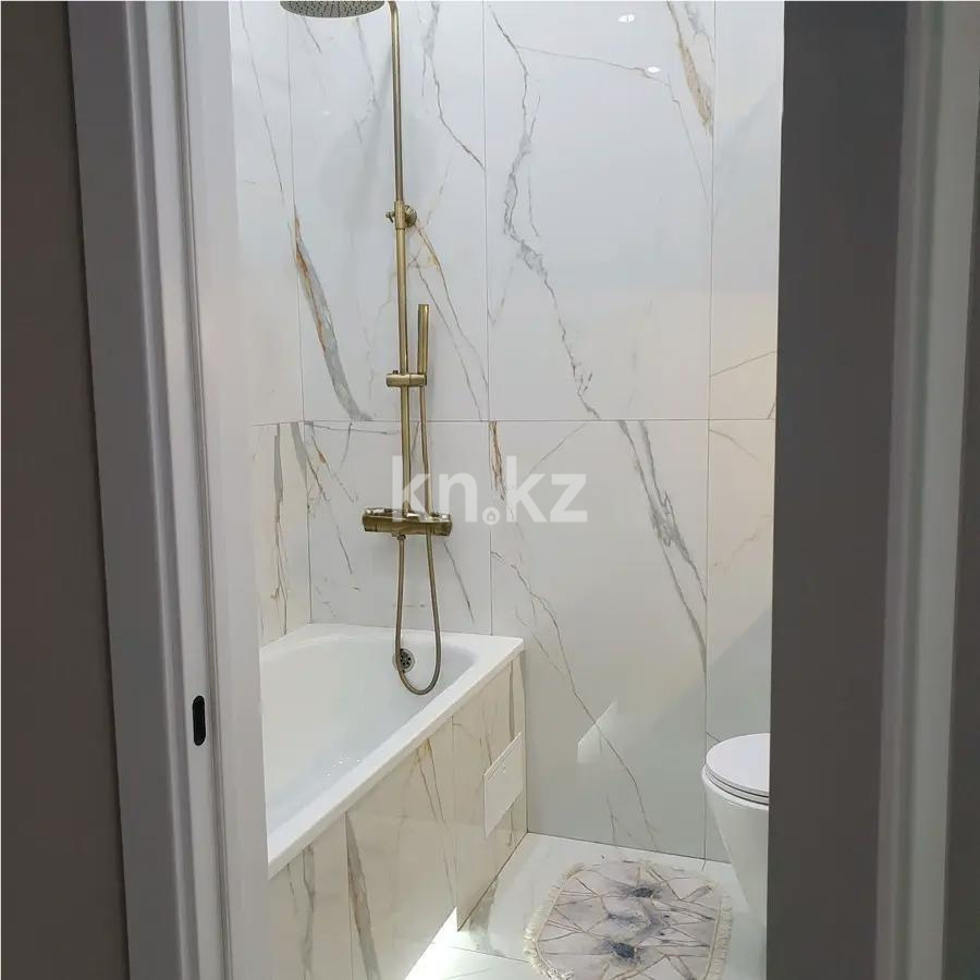 Продажа 4-комнатной квартиры, 107 м² в Караганде - фото 6