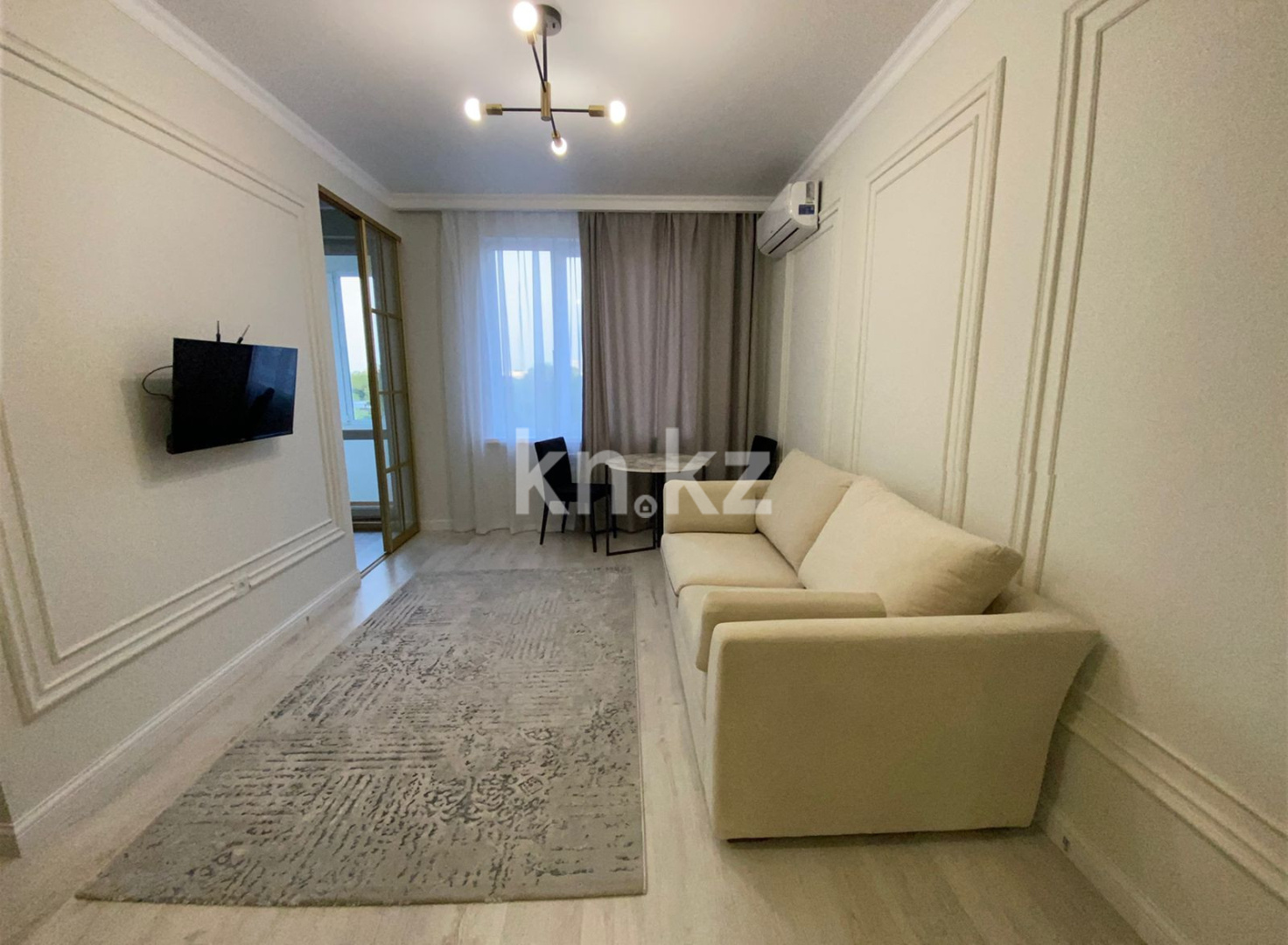 Аренда 2-комнатной квартиры посуточно, 45 м², ул. Макатаева, дом  127/11 - ул. А. Шарипова - Аренда  двухкомнатных квартир посуточно в Алматы фото 2 из 7