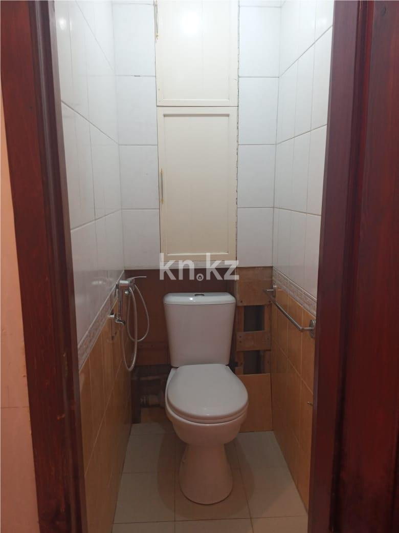 Продажа 4-комнатной квартиры, 80 м², пр. Бухар-жырау - Продажа  четырехкомнатных квартир в Караганде фото 8 из 13