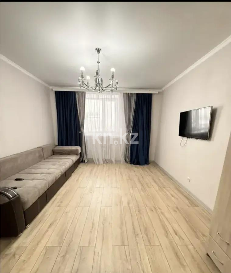 Продажа 1-комнатной квартиры, 40 м², пр. Абылай хана, дом  54а - Продажа квартир в Казахстане фото 1 из 4