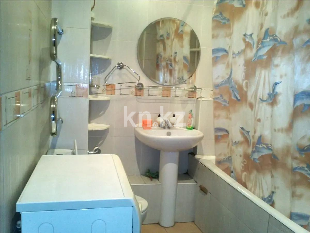 Продажа 1-комнатной квартиры, 40 м², мкр-н Аксай-4, дом  6 - Продажа квартир в Алматы фото 3 из 3