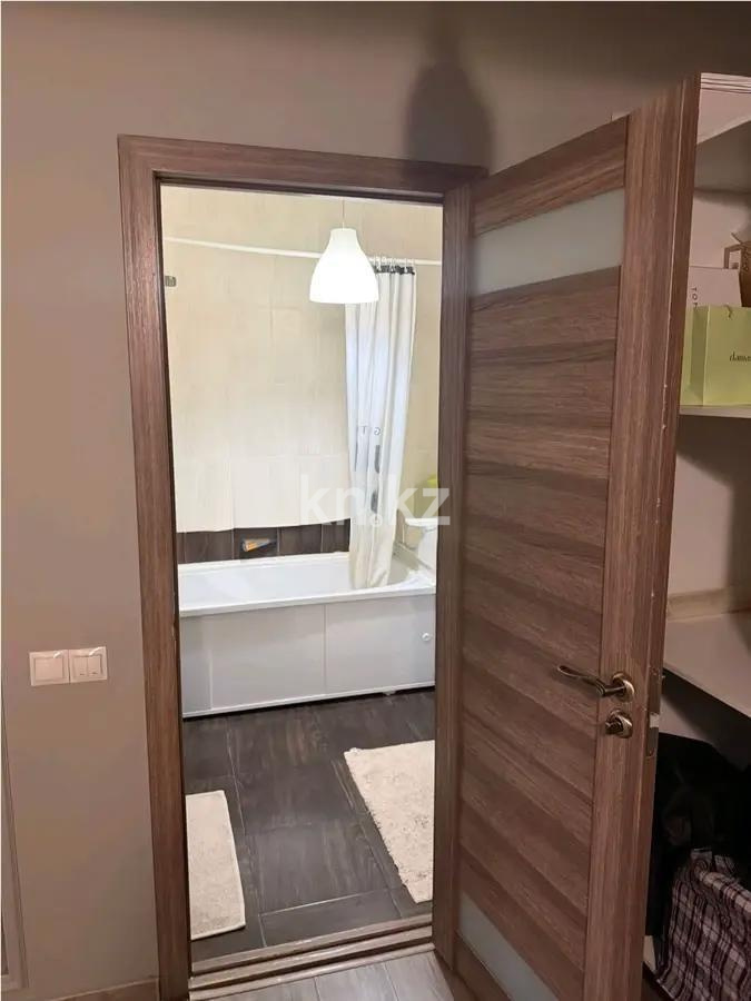 Продажа 2-комнатной квартиры, 65 м² в Алматы - фото 4