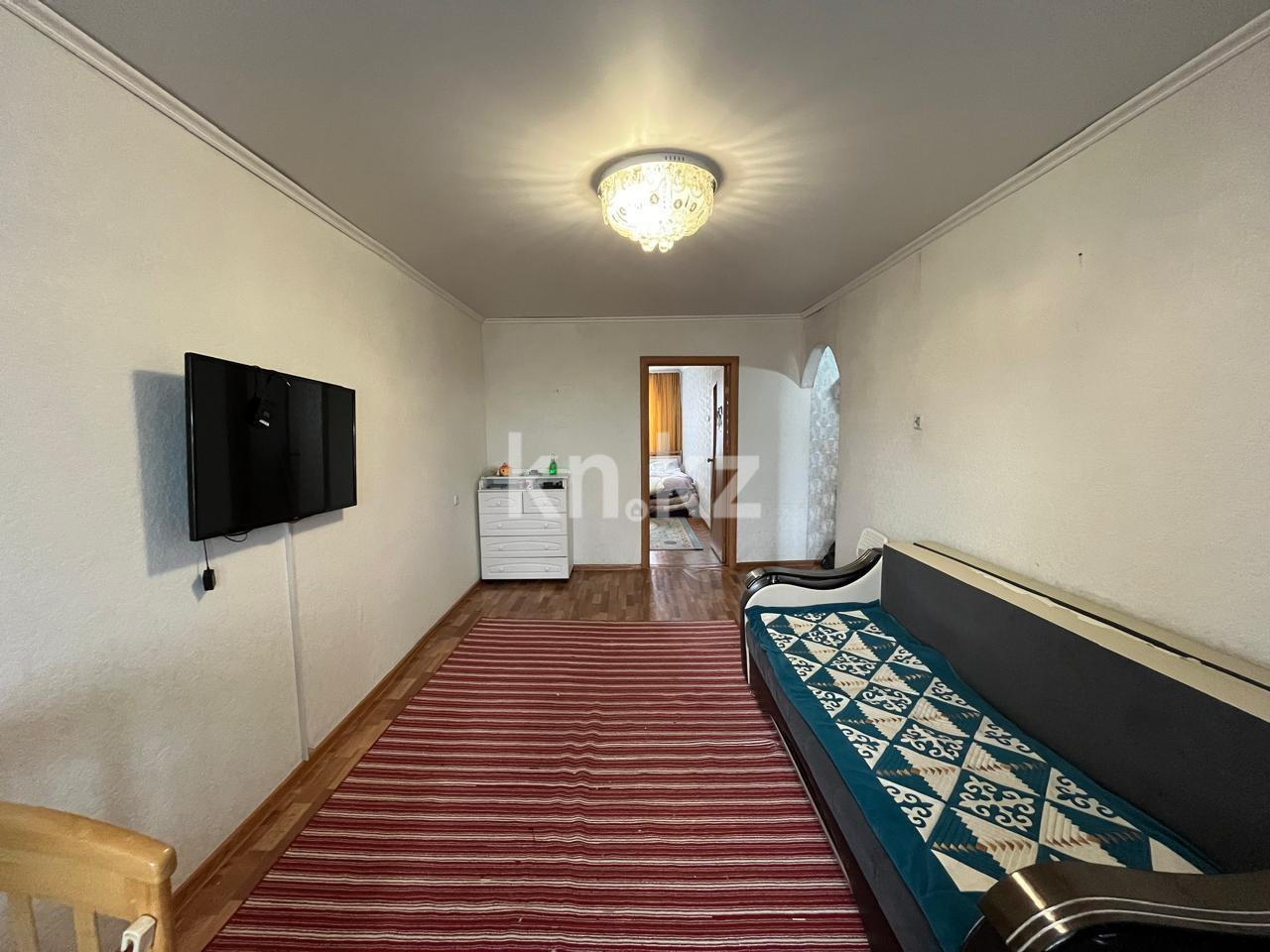 Продажа 2-комнатной квартиры, 44 м², мкр-н 18 в Караганде - фото 2