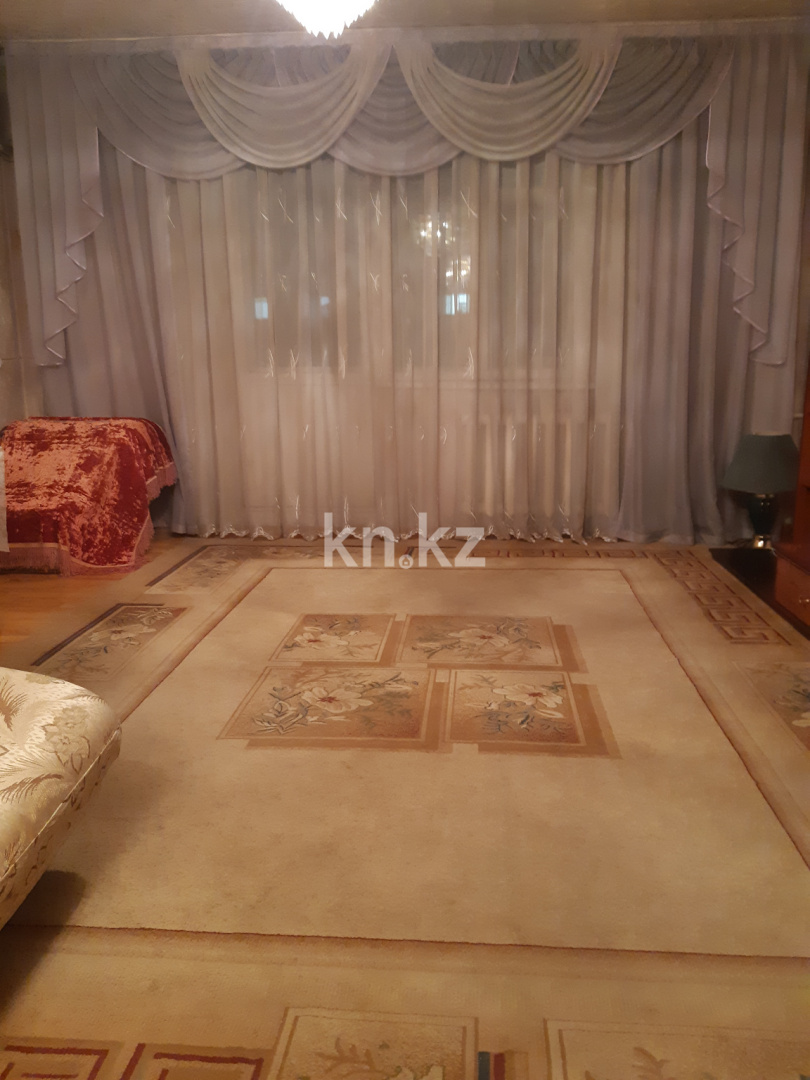 Продажа 3-комнатной квартиры, 70.1 м², Утепбаева, дом  3 - Продажа и аренда недвижимости в Семее фото 1 из 12