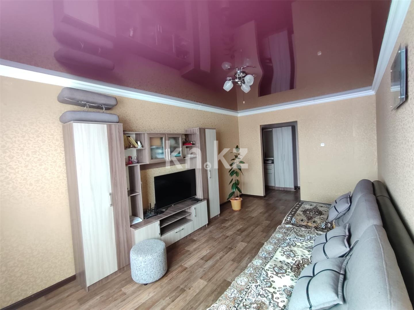 Продажа 3-комнатной квартиры, 66 м², мкр-н Восток-2 - Продажа  трехкомнатных квартир в Караганде фото 2 из 19