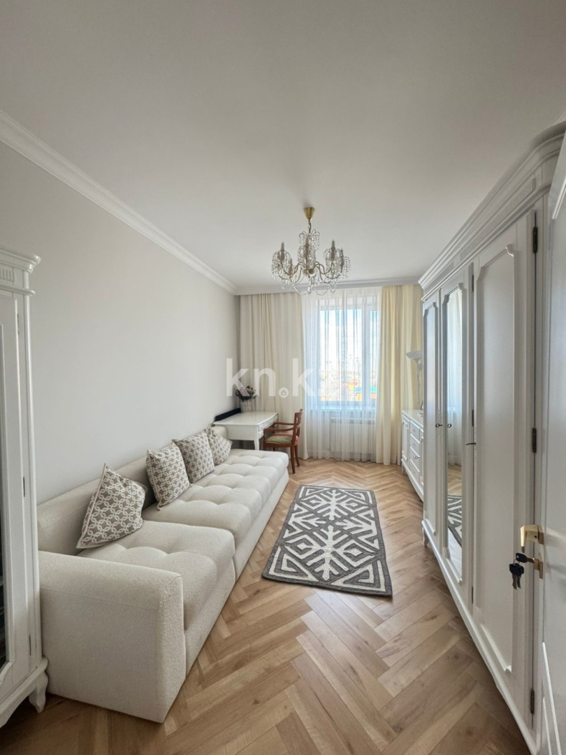 Продажа 4-комнатной квартиры, 175 м², ул. Жусан - Продажа квартир в Казахстане фото 17 из 28