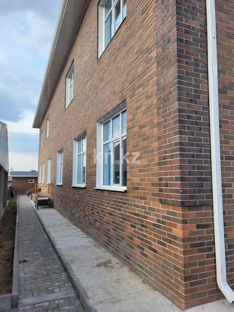 Продажа 6-комнатного дома, 288 м², ул. Ондасынова - Продажа домов, коттеджей в Караганде фото 5 из 18