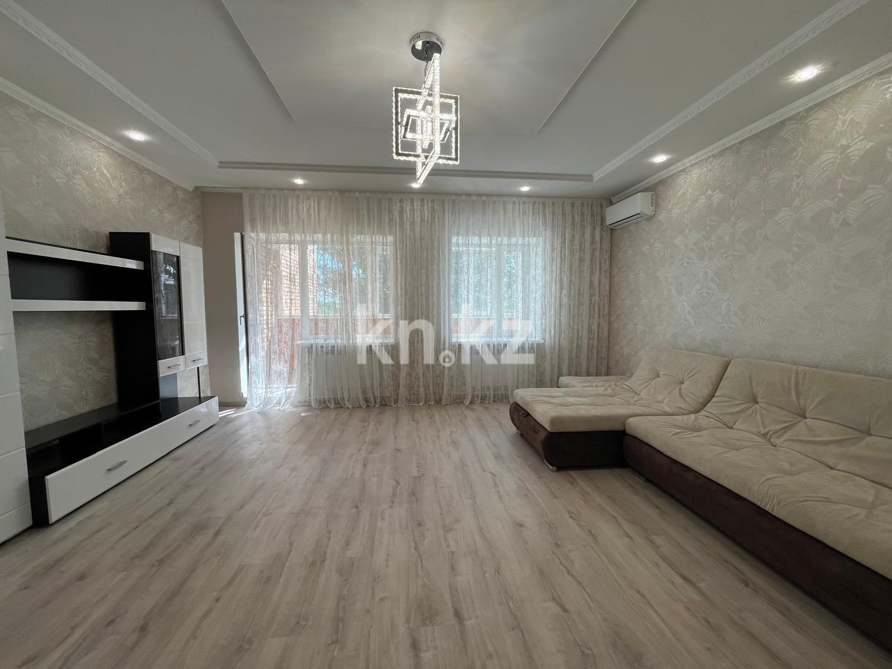 Продажа 2-комнатной квартиры, 88 м², пр. Н. Абдирова, дом  35А - Продажа квартир в Караганде фото 1 из 13