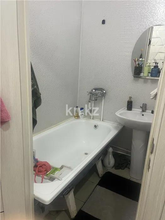 Продажа 2-комнатной квартиры, 43 м², ул. Абая, дом  80 - Продажа квартир в Темиртау без посредников фото 4 из 5