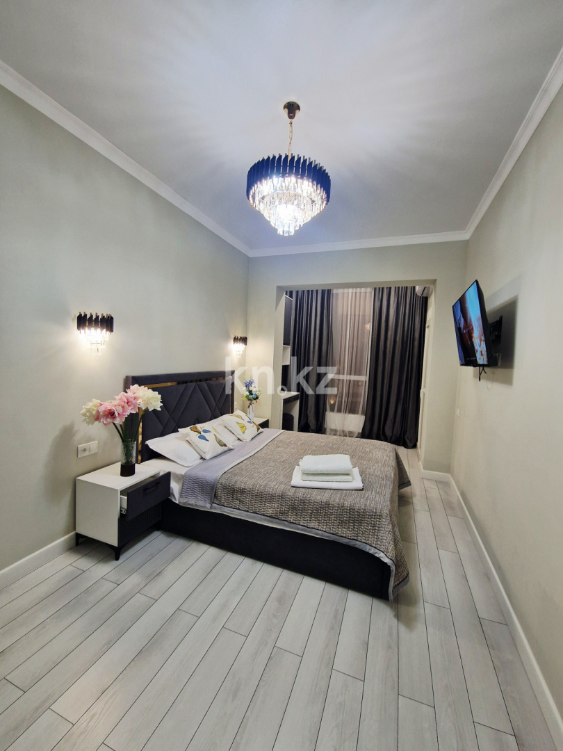 Аренда 2-комнатной квартиры посуточно, 60 м² - Аренда двухкомнатных квартир посуточно в Бостандыкском р-не Алматы фото 1 из 9