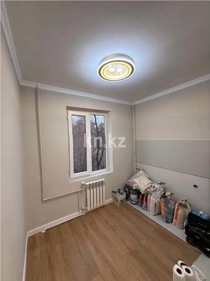 Продажа 2-комнатной квартиры, 42 м², 11 мкр., дом  24 - Продажа  двухкомнатных квартир в Алматы с фото фото 2 из 5