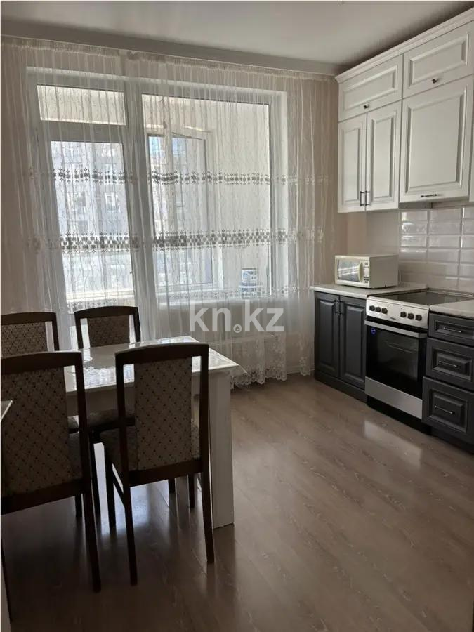 Продажа 1-комнатной квартиры, 42 м², ул. Мухамедханова, дом  4в в Астане - фото 2