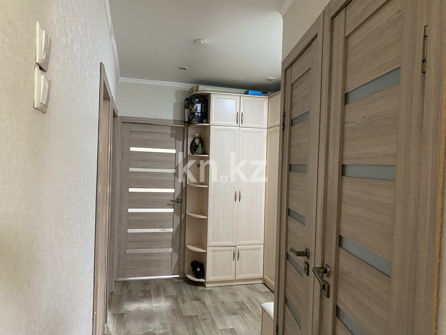 Продажа 3-комнатной квартиры, 63 м², мкр-н 16, дом  43 в Караганде - фото 8