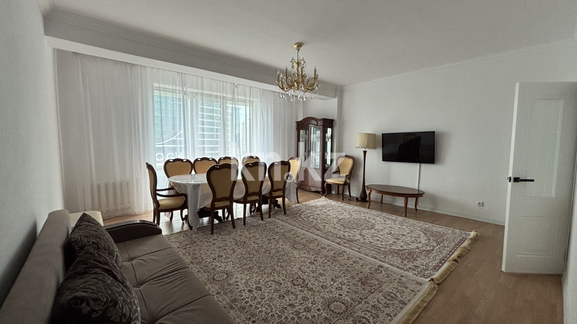 Продажа 3-комнатной квартиры, 103 м², ул. Достык, дом  13/2 - Продажа  трехкомнатных квартир в Астане фото 1 из 6