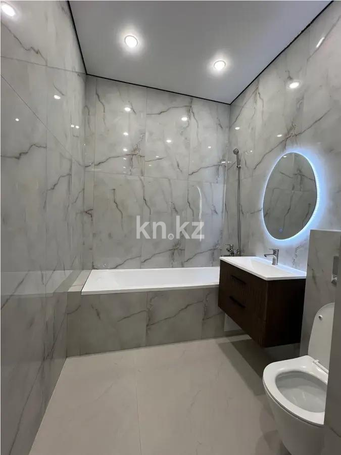Продажа 3-комнатной квартиры, 68 м², ул. Е-429, дом  14 в Астане - фото 4