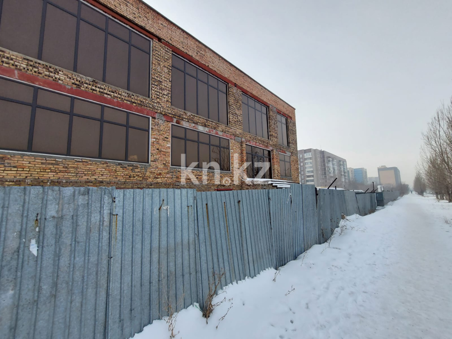 Продажа , 2198.7 м², пр. Шахтеров - Продажа зданий в Караганде фото 2 из 19