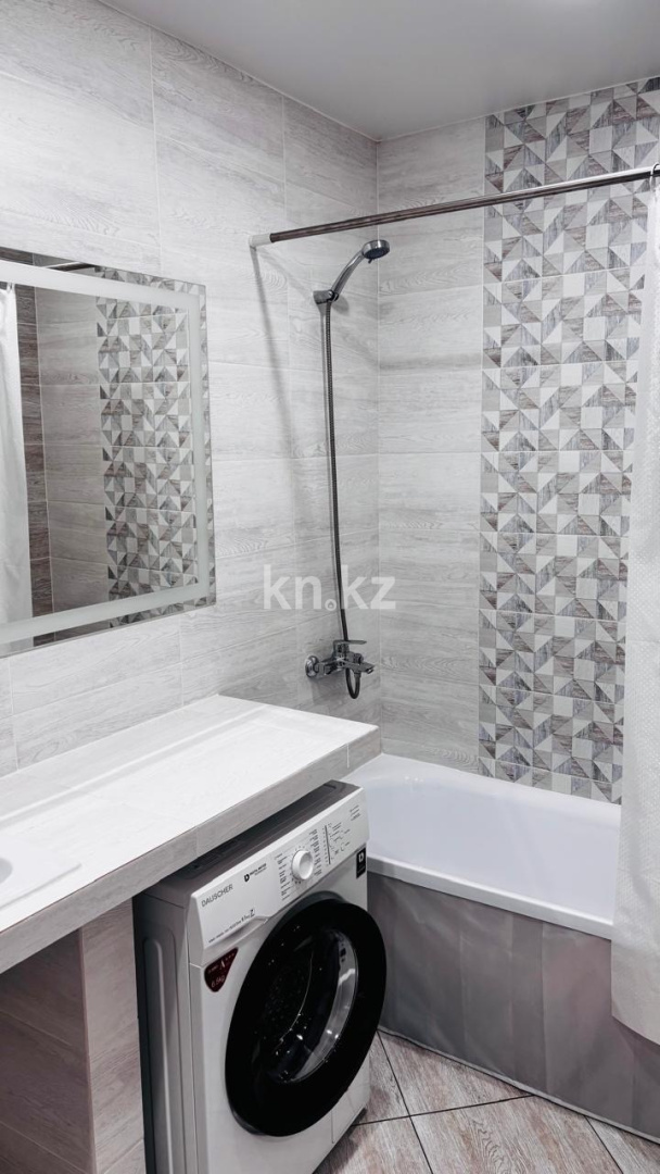 Продажа 1-комнатной квартиры, 40.3 м² - Продажа домов, коттеджей в Семее фото 5 из 7