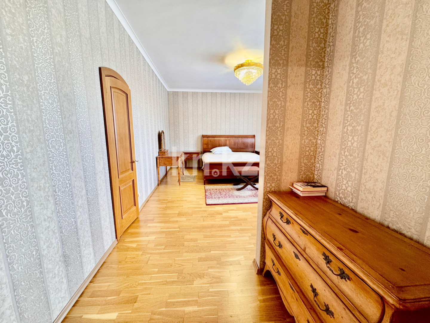 Продажа 6-комнатной квартиры, 383 м², Иманбаева, дом  12/1 - Продажа  пятикомнатных квартир в новостройках Астаны фото 21 из 40