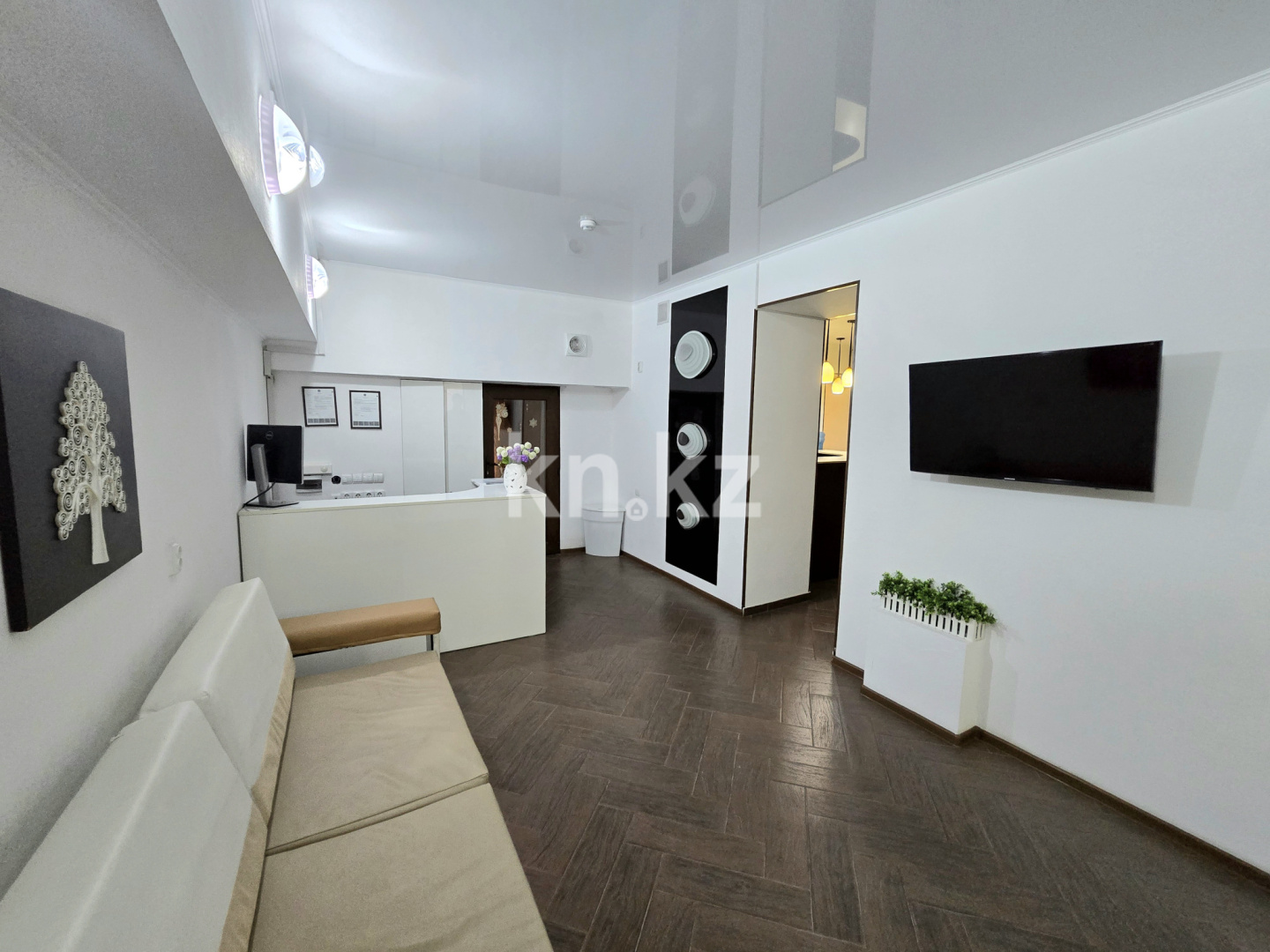 Продажа , 105 м², пр. Тауке хана, дом  10 - Продажа офисных и торговых помещений в Шымкенте фото 3 из 20