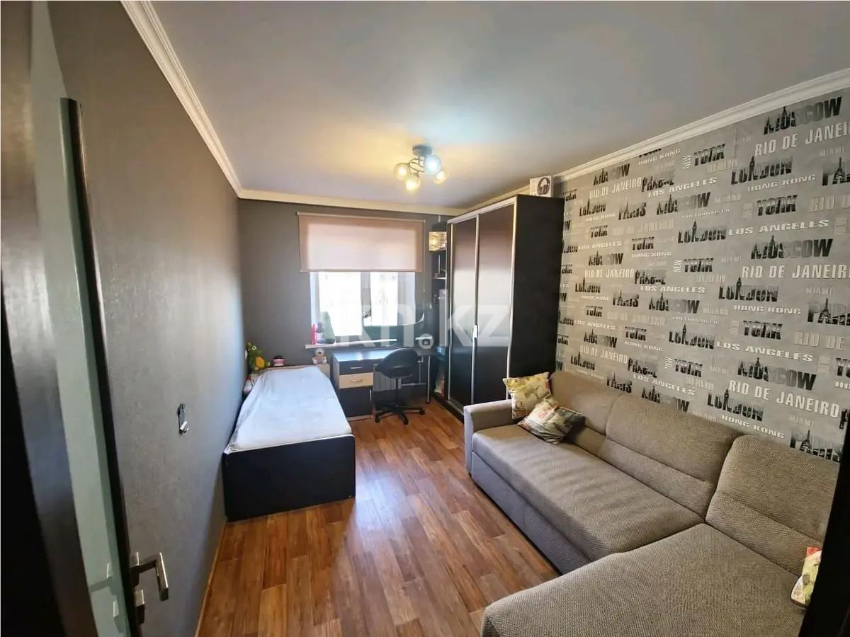 Продажа 3-комнатной квартиры, 63 м², мкр-н Степной-4, дом  2 в Караганде - фото 3