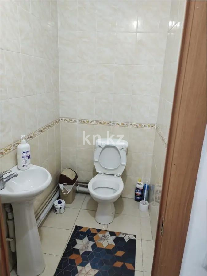 Продажа 2-комнатной квартиры, 60 м², ул. Айнакол в Астане - фото 5