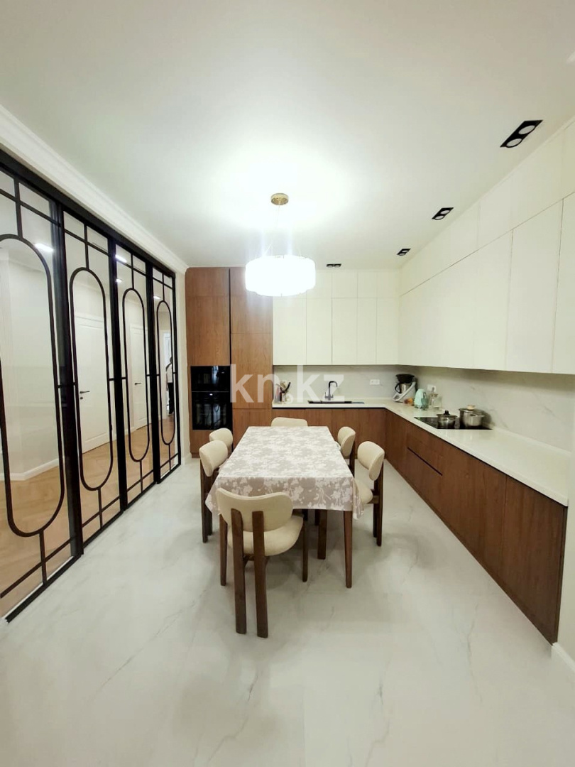 Продажа 4-комнатной квартиры, 160 м² в Алматы - фото 4