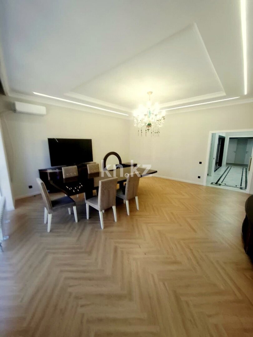 Продажа 8-комнатной квартиры, 283 м² в Алматы