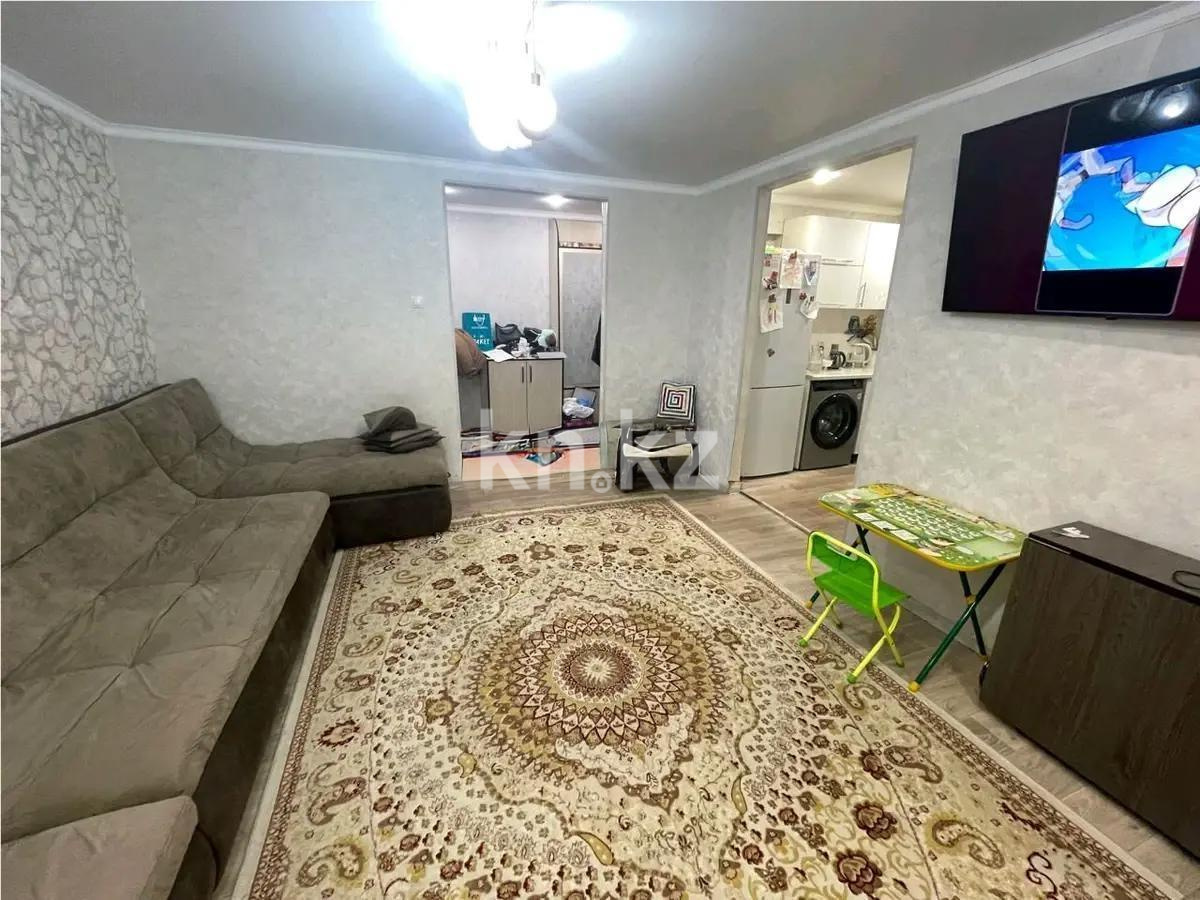 Продажа 4-комнатной квартиры, 74 м², ул. Гапеева, дом  5 - Продажа  четырехкомнатных квартир в Караганде без посредников фото 1 из 6
