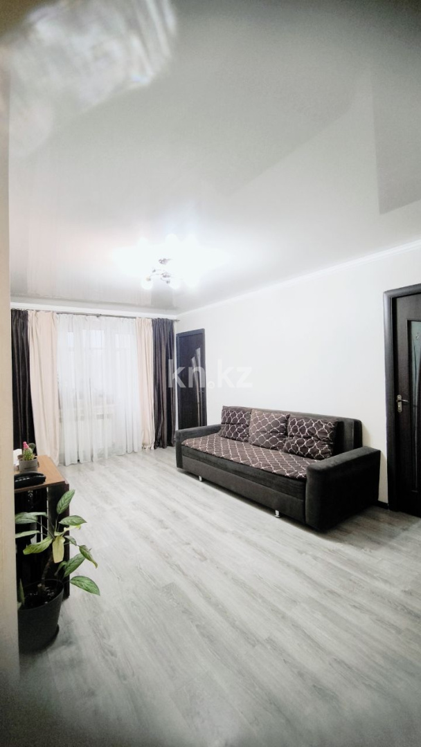 Продажа 3-комнатной квартиры, 60 м² - Продажа недвижимости в Казахстане фото 1 из 19