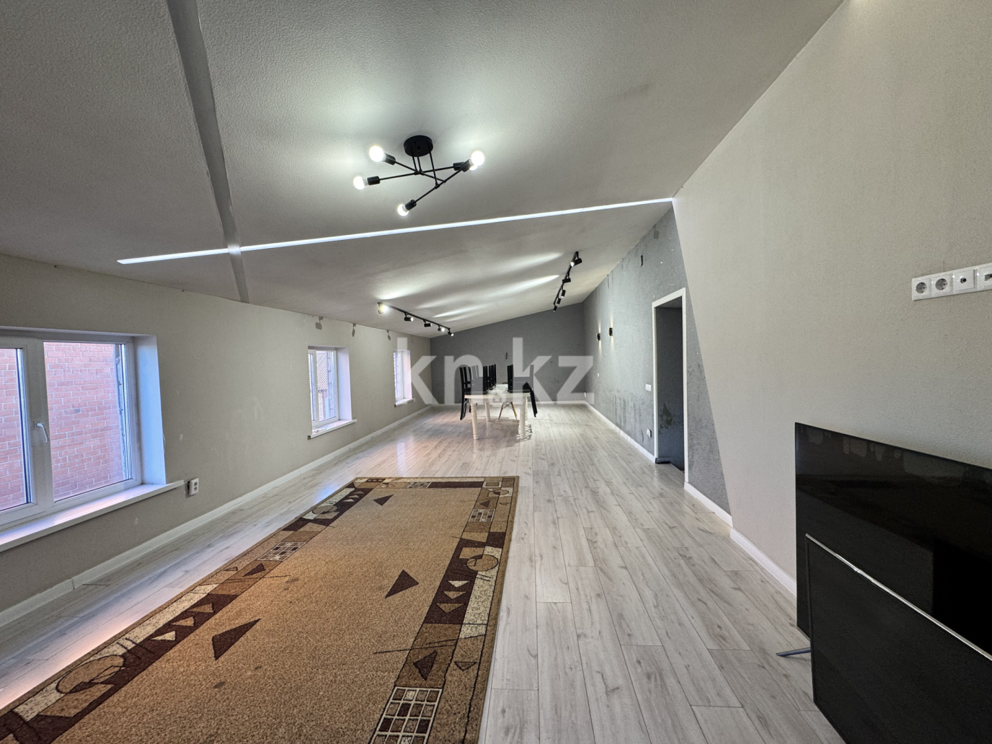 Продажа 5-комнатного дома, 287 м², ул. Балхашская - Продажа домов, коттеджей в Караганде с фото фото 18 из 34