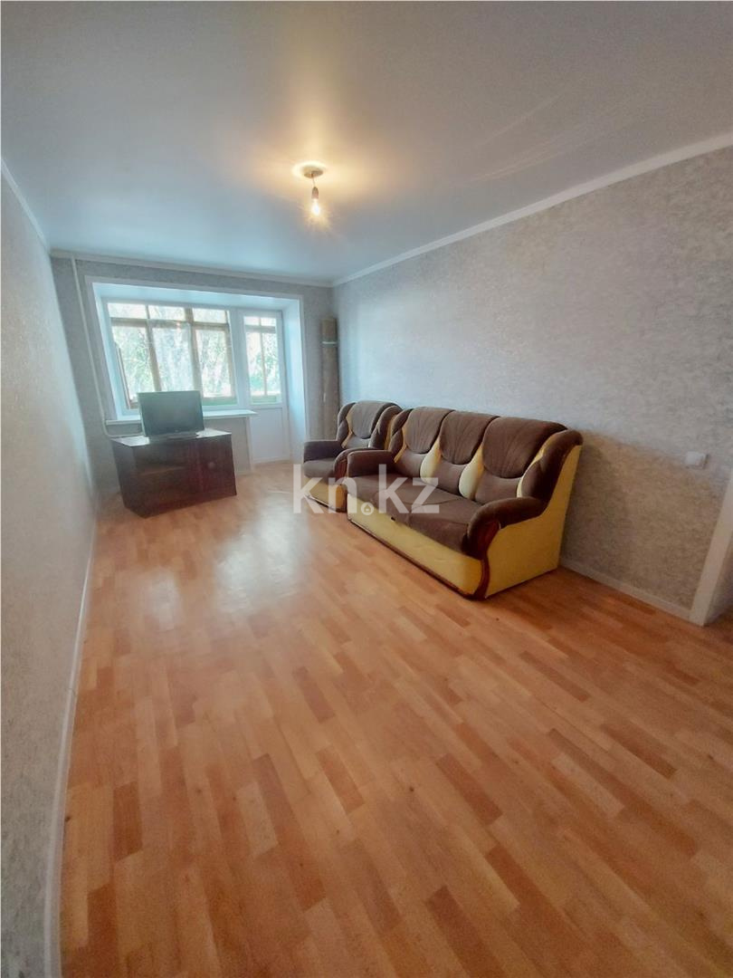 Продажа 2-комнатной квартиры, 44 м², пр. Бухар-жырау, дом  75 - Продажа  однокомнатных, двухкомнатных, трехкомнатных квартир в Караганде фото 1 из 11
