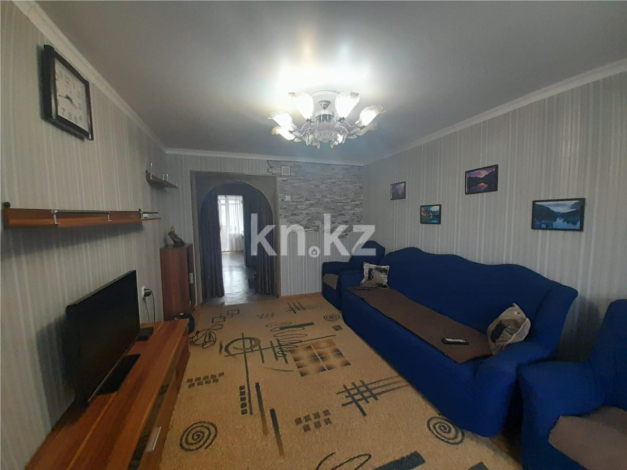 Продажа 3-комнатной квартиры, 57 м², ул. Аманжолова, дом  43 - Продажа квартир в Караганде фото 2 из 15