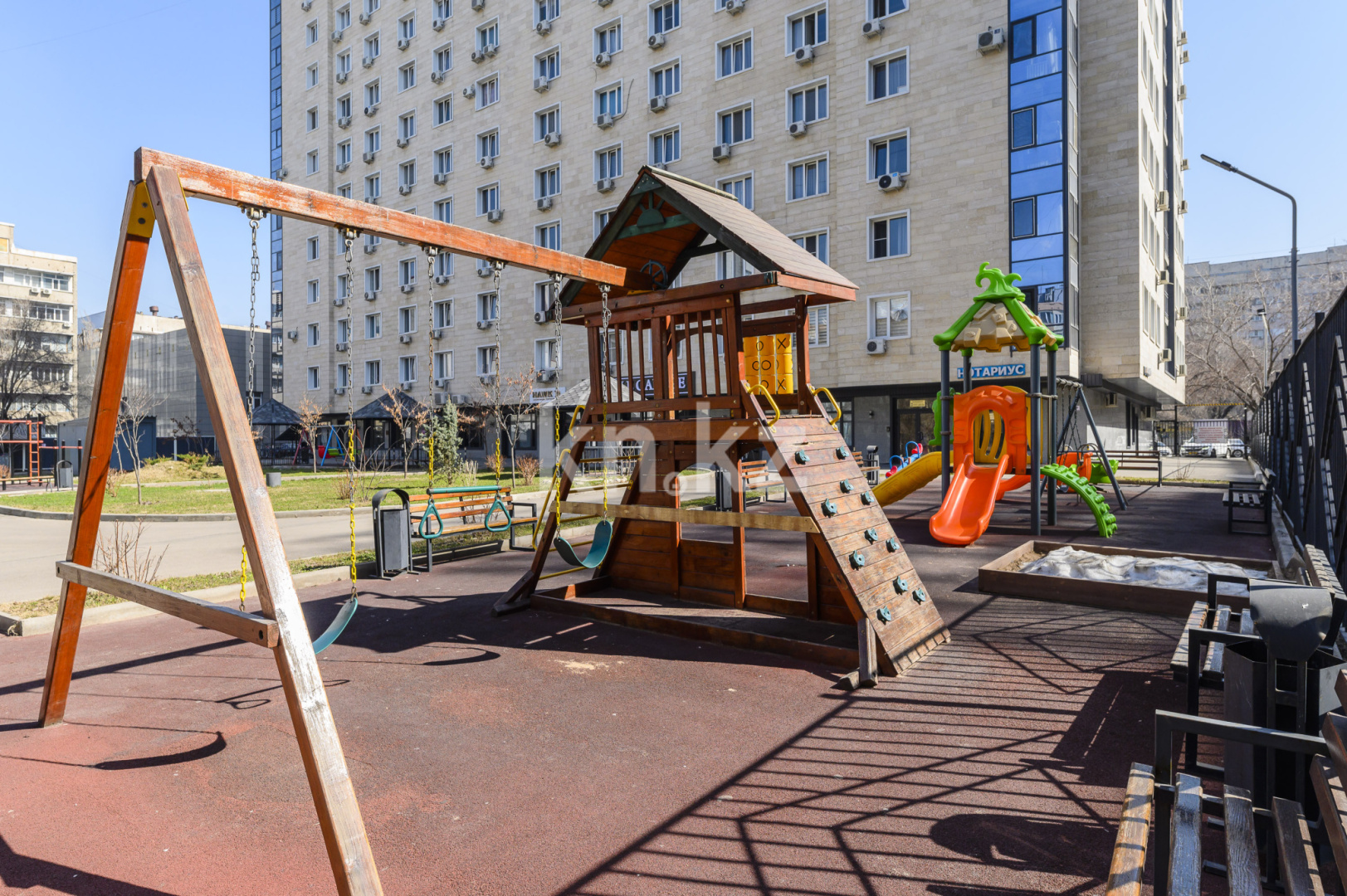 Аренда 1-комнатной квартиры посуточно, 45 м² - Аренда однокомнатных квартир посуточно в Алматы фото 23 из 24