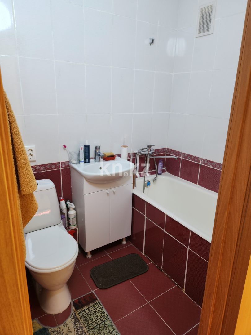 Продажа 2-комнатной квартиры, 47 м², бул. Садовый бульвар, дом  5 - ул. Жандосова в Алматы - фото 4