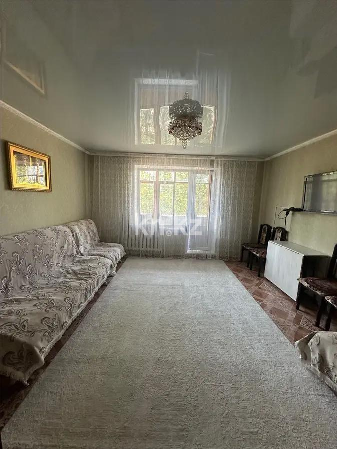 Продажа 4-комнатной квартиры, 80 м², ул. Дюсембекова, дом  67 - Продажа  четырехкомнатных квартир в Караганде без посредников фото 1 из 7