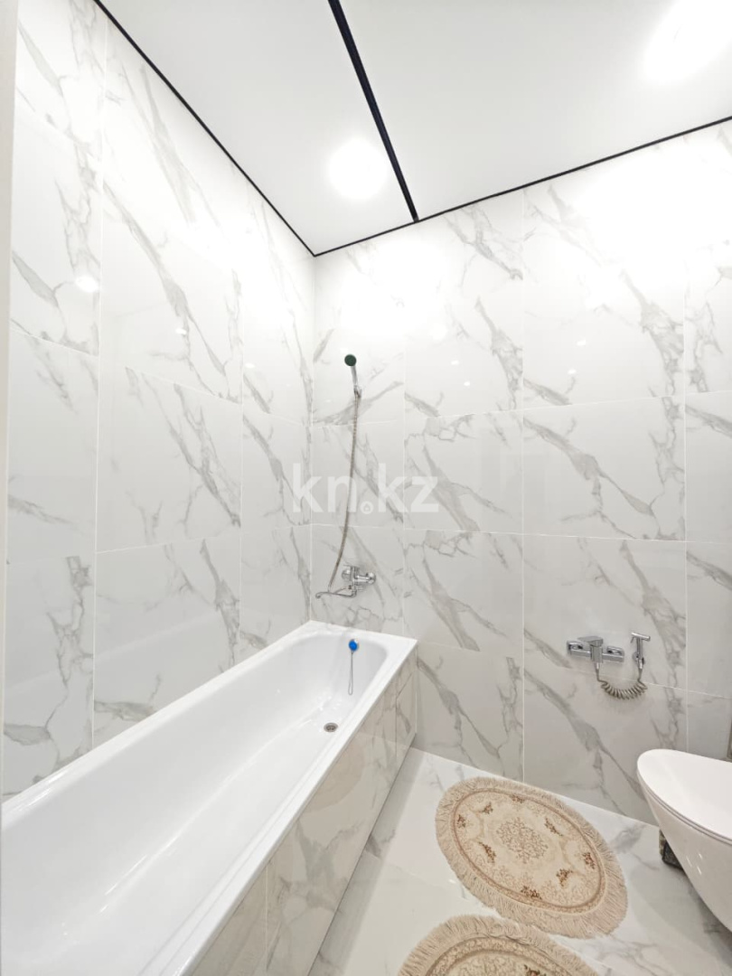 Продажа 2-комнатной квартиры, 61 м², ул. Университетская, дом  18 - Продажа  двухкомнатных квартир в Караганде фото 14 из 19