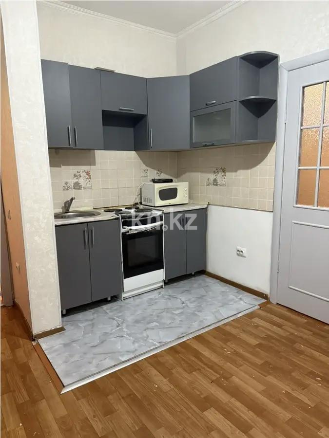 Продажа 1-комнатной квартиры, 36 м², ул. Отырар, дом  18 в Астане - фото 3