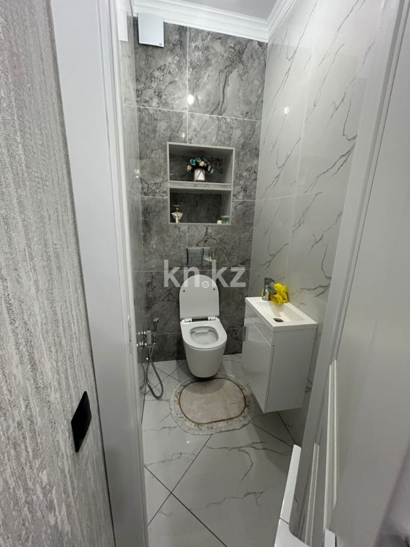 Продажа 3-комнатной квартиры, 82 м², ул. Калдаякова, дом  21 в Астане - фото 8