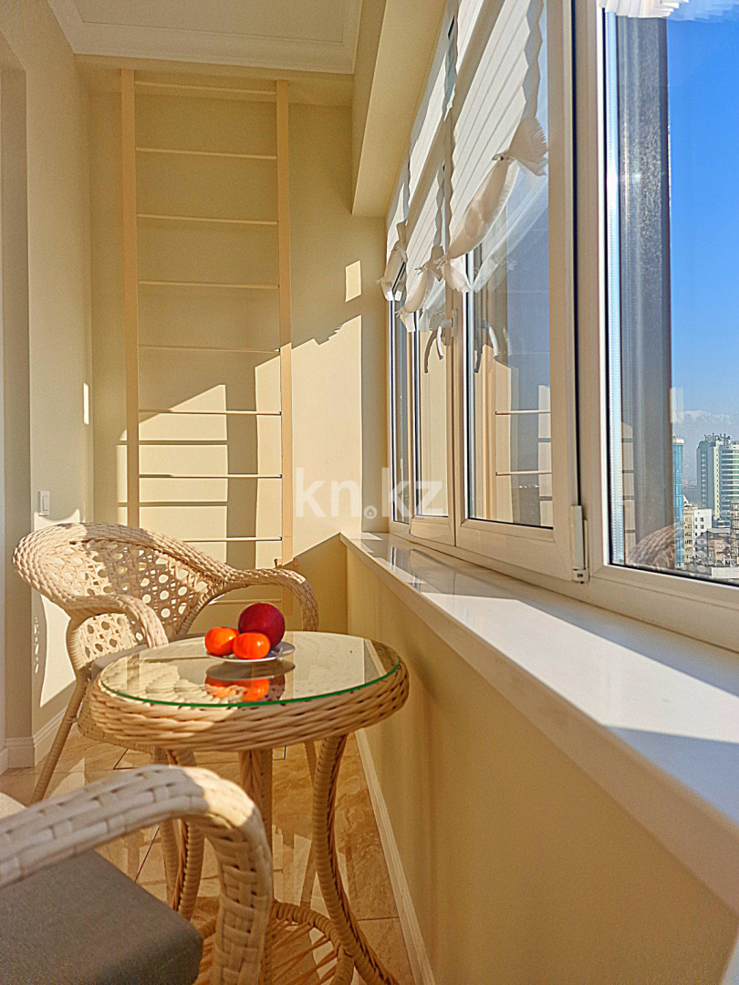 Продажа 2-комнатной квартиры, 74 м² в Алматы - фото 10