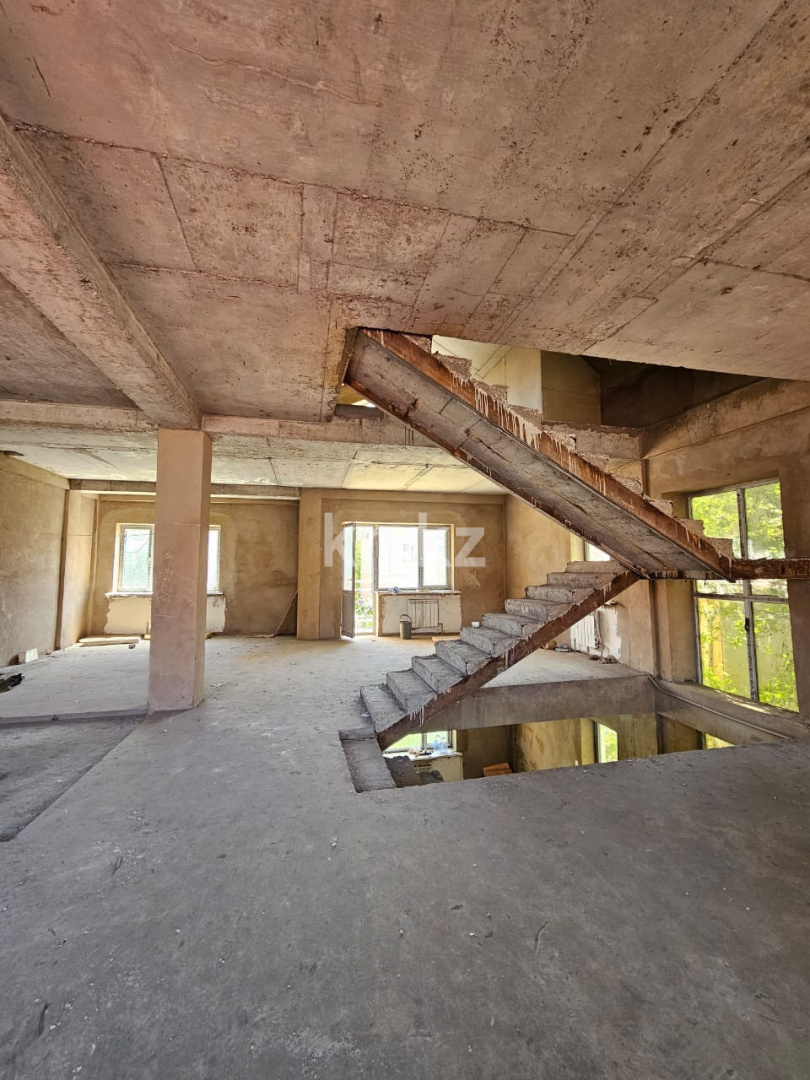 Продажа 5-комнатного дома, 345 м², ул. Айтматова - Продажа квартир в Алматы фото 8 из 8