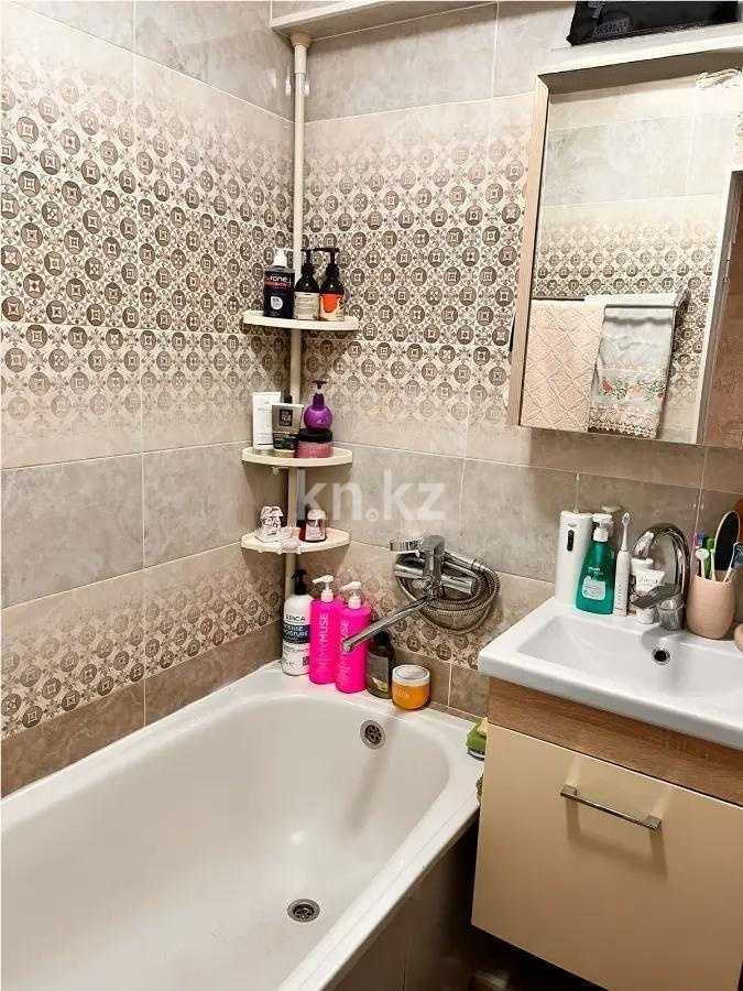 Продажа 3-комнатной квартиры, 63 м², ул. Сатыбалдина, дом  28 - Продажа  трехкомнатных квартир в Караганде фото 5 из 5