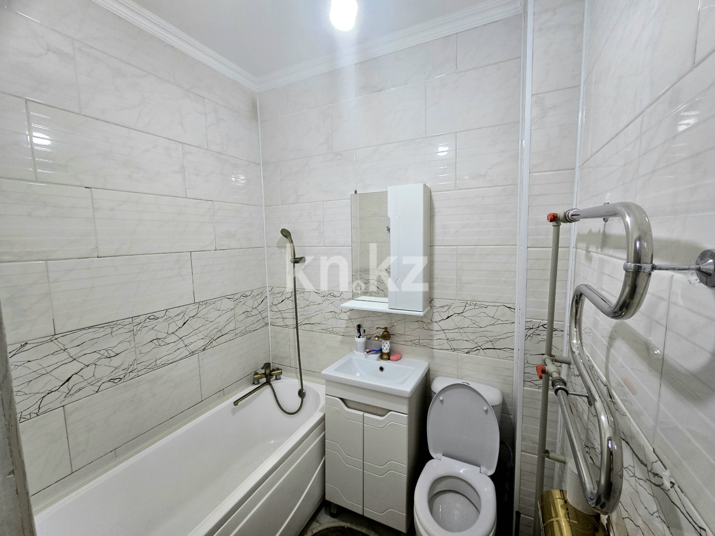 Продажа 2-комнатной квартиры, 50 м², мкр-н 21-й, дом  4а - Продажа квартир в Шымкенте фото 10 из 23