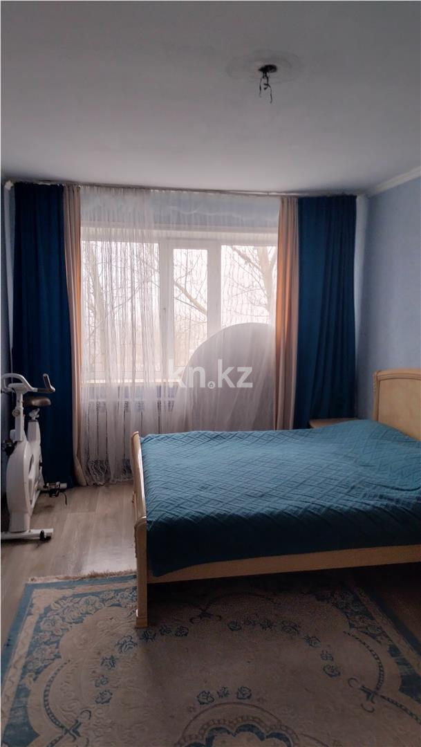 Продажа 3-комнатной квартиры, 63 м², мкр-н 15 - Продажа квартир в Караганде фото 3 из 8