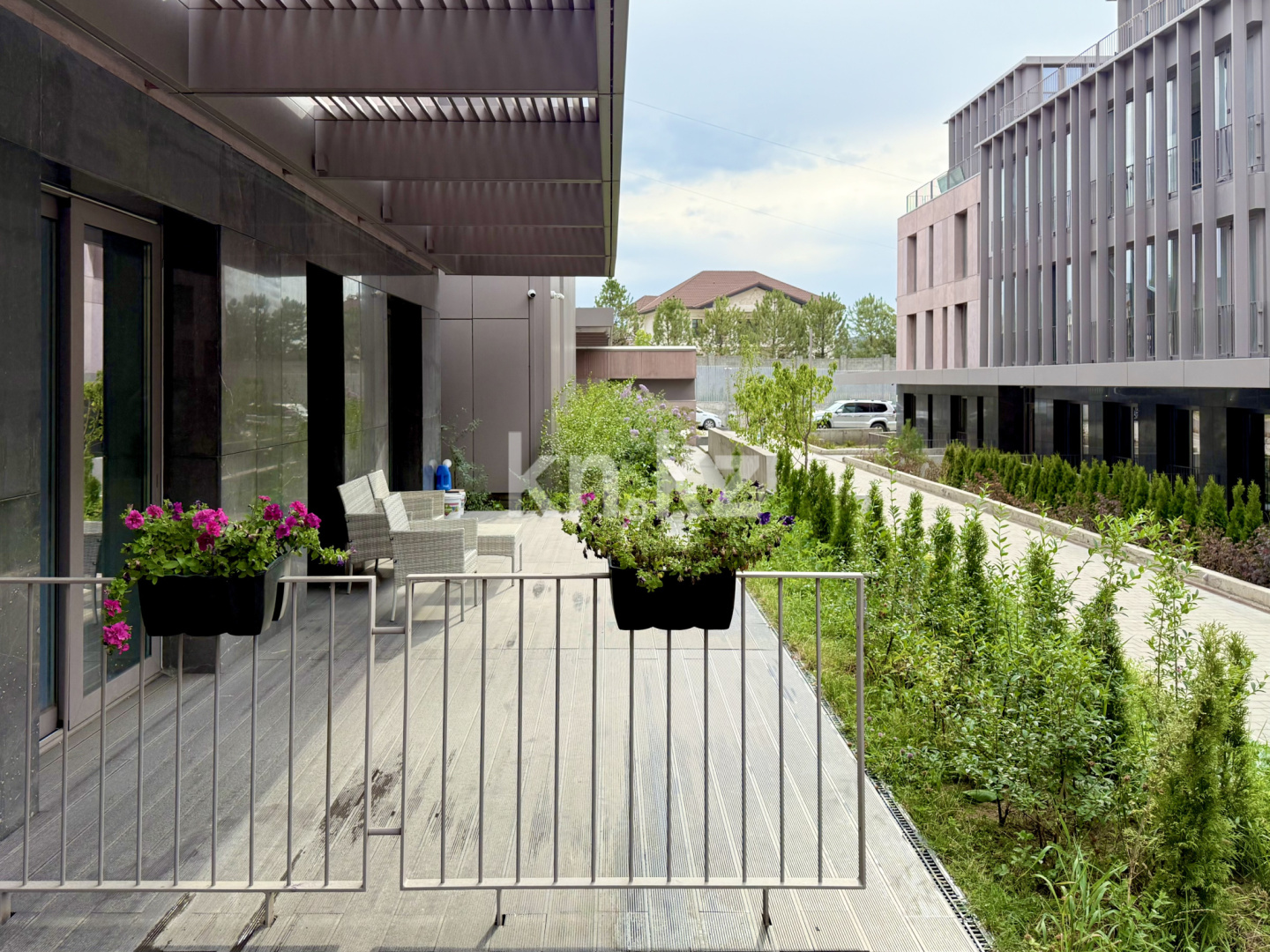 Продажа 4-комнатной квартиры, 154.4 м² в Алматы - фото 14