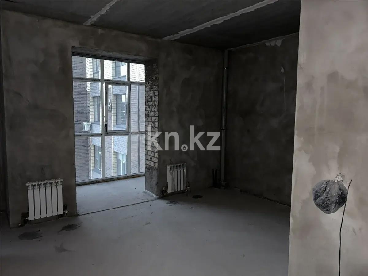 Продажа 4-комнатной квартиры, 122 м² в Караганде