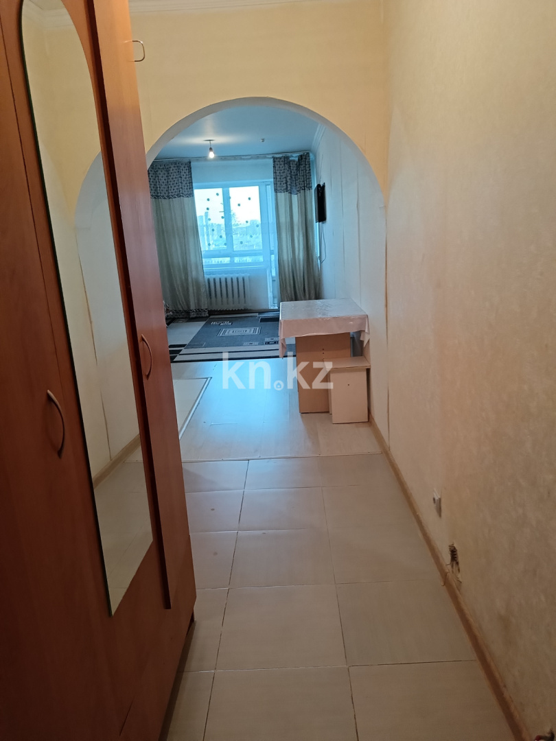 Аренда 1-комнатной квартиры, 30 м², ул. Торайгырова, дом  3/1 - Проспект Республики - Аренда жилой и коммерческой недвижимости в Астане фото 1 из 10