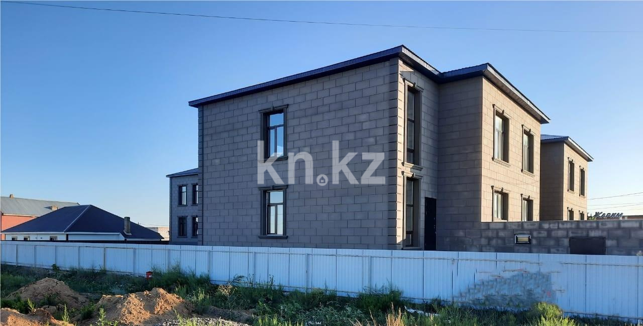 Продажа 4-комнатного дома, 267 м², ул. Алтайбаева, дом  43/4 - Продажа квартир в Караганде фото 7 из 15