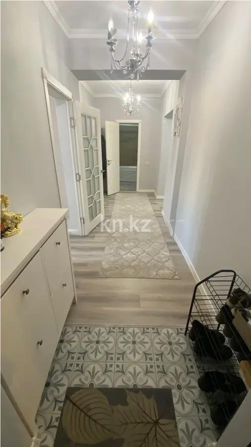 Продажа 2-комнатной квартиры, 80 м², мкр-н Аксай-5, дом  3б в Алматы - фото 7